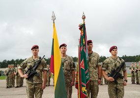 Virš šimto jaunuolių prisijungė prie Krašto apsaugos savanorių pajėgų - 1