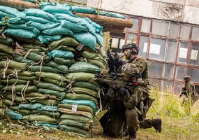 Karaliaus Mindaugo husarų batalionas pradeda lauko taktikos pratybas „Karaliaus kirtis 2025“ - 7