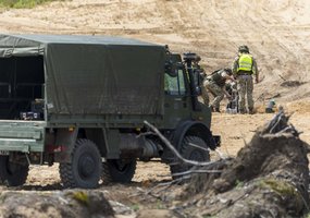 Pabradės poligone inžinieriai simuliuoja rusišką artileriją: testuojamas naujai įrengiamų gynybos... - 6