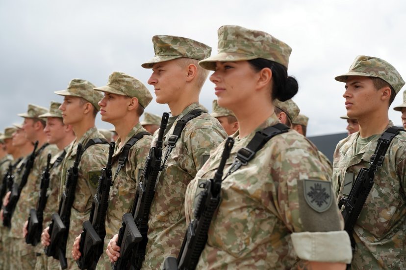 Virš šimto jaunuolių prisijungė prie Krašto apsaugos savanorių pajėgų