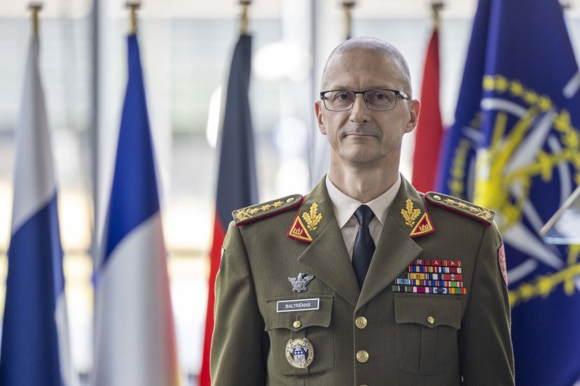 Gen. ltn. Remigijus Baltrėnas pradėjo vykdyti NATO tarptautinio karinio štabo generalinio...