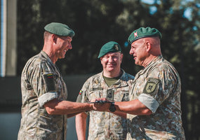 Lietuvos kariuomenės Didžiojo Lietuvos etmono Jonušo Radvilos mokomajam pulkui vadovauti pradėjo... - 2
