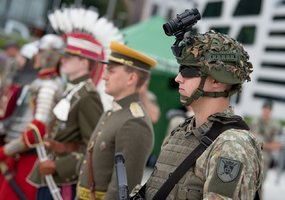 Sausumos pajėgoms pradeda vadovauti brigados generolas Nerijus Stankevičius  - 9