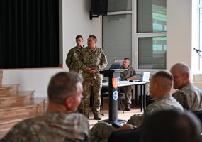 Tarptautinė konferencija „Logistika krizės ir karo metu“ Lietuvos kariuomenės logistams:... - 1