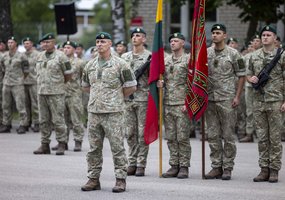 Depų tarnybai suteiktas Divizijos generolo Jono Sutkaus vardas ir įteikta vieneto vėliava - 8