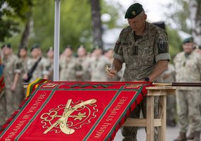 Depų tarnybai suteiktas Divizijos generolo Jono Sutkaus vardas ir įteikta vieneto vėliava - 5