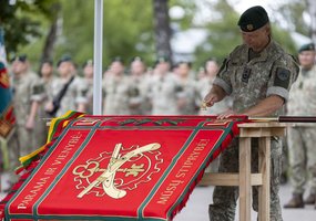Depų tarnybai suteiktas Divizijos generolo Jono Sutkaus vardas ir įteikta vieneto vėliava - 3