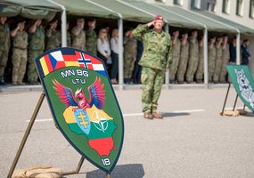 Tarnybą Lietuvoje pradeda 18-osios rotacijos NATO Daugianacionalinė kovinė grupė - 10