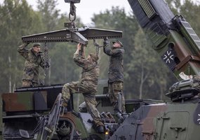 Lietuvoje vyksta Vokietijos kariuomenės pratybos „Didysis erelis 2025“, skirtos logistiniams... - 8