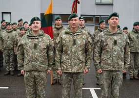 Logistikos valdybos štabo viršininkas išlydėtas į naują tarnybos vietą - 3