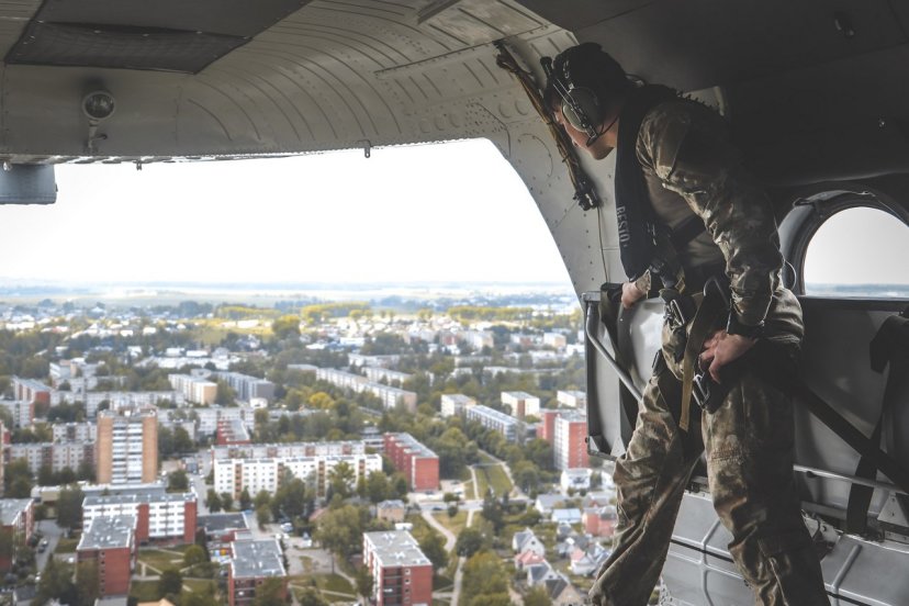 Iki šių metų rugsėjo kario profesiją pasirinko penktadaliu daugiau karių nei pernai