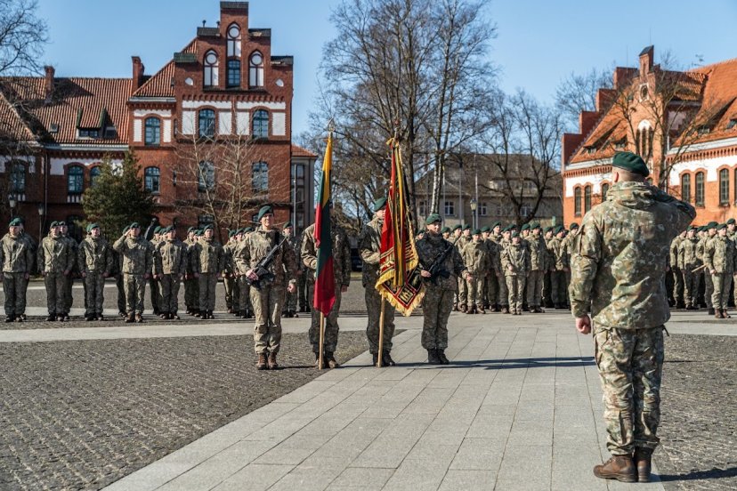 Klaipėdoje išlydėta antroji Lietuvos karių pamaina į NATO misiją Kosove