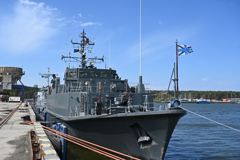 Three MCM ships on a port visit in Klaipėda 