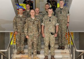 Lietuvos kariuomenės Gynybos štabo viršininkas Moldovoje aptarė dvišalio karinio bendradarbiavimo... - 4