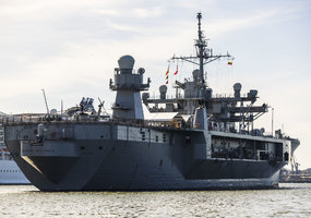 Klaipėdos uoste vizitą pradėjo JAV karinio jūrų laivyno flagmanas „USS Mount Whitney“ - 8