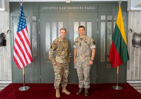 JAV Nacionalinės gvardijos biuro vadas lankosi Lietuvoje - 1