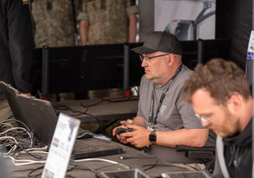 Kariuomenės pratybose „Vanguard 26“ testuotos privačių gamintojų dronų ir oro balionų aptikimo... - 8