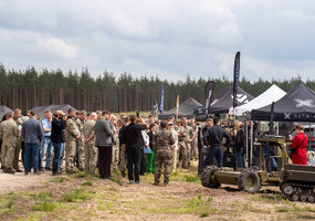 Kariuomenės pratybose „Vanguard 26“ testuotos privačių gamintojų dronų ir oro balionų aptikimo... - 3