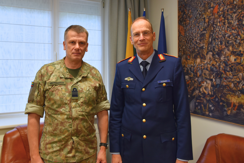 Commander of the Ground-Based Units of the Air Force Forces Command paid a visit to Lithuania 