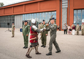 Aviacijos bazėje įvyko vyriausiojo puskarininkio pasikeitimo ceremonija - 3