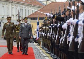Lietuvoje su oficialiu vizitu lankosi Suomijos kariuomenės vadas – susipažins su ANBO, išorinės... - 7