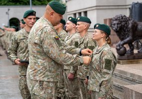 Nauja lyderių karta: rezervo karininkais tapo jaunesniųjų karininkų vadų mokymų klausytojai - 7