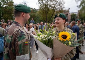 Nauja lyderių karta: rezervo karininkais tapo jaunesniųjų karininkų vadų mokymų klausytojai - 10