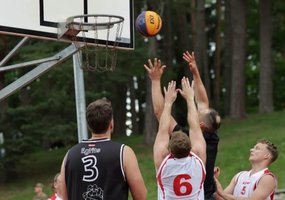 Lietuvos kariai savanoriai pelnė prizinę vietą Latvijos Zemessardze vasaros sporto žaidynėse - 1